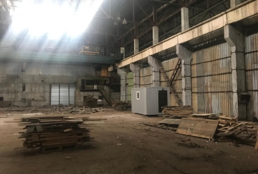 Сдаём производственный цех с кранбалкой