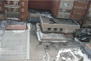 Продаю отдельно стоящее помещение со своей территорией