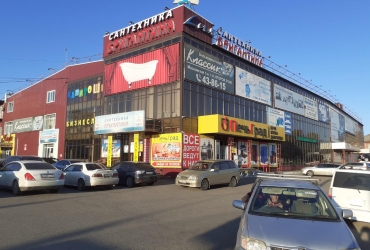 СДАЁТСЯ ТОРГОВОЕ ПОМЕЩЕНИЕ, НАПРОТИВ ТОЙОТА ЦЕНТР, 600m2