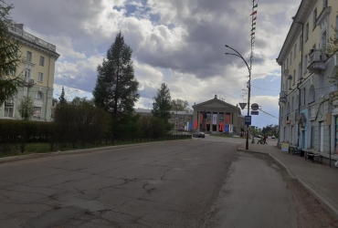 ПРОДАЁТСЯ НЕЖИЛОЕ ТОРГОВОЕ ПОМЕЩЕНИЕ РЯДОМ С ПЛОЩАДЬЮ ЛЕНИНА АНГАРСК