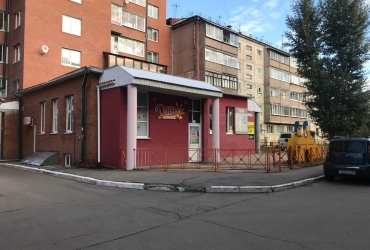 Продаётся цокольное помещение с окнами